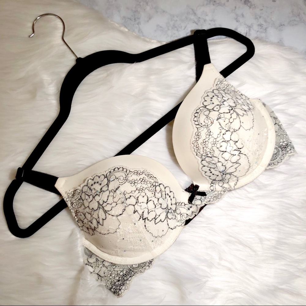 { Victoria’s Secret } : White Lace Dream Angels Push-up Bra - Picture 8 of 8